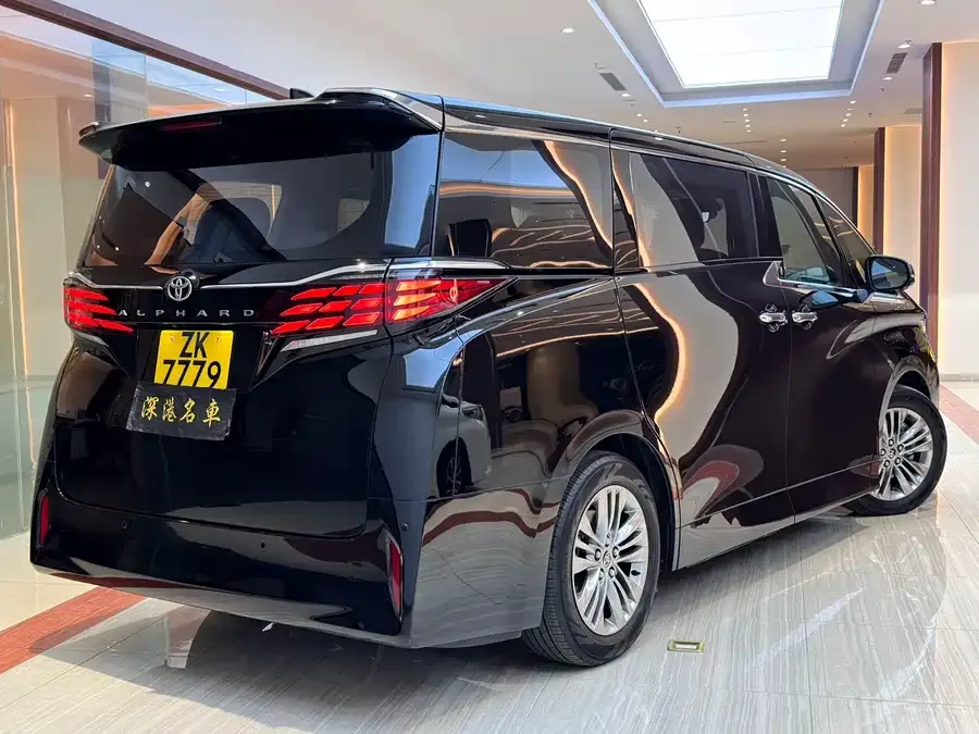 Toyota Alphard Alphard 2025 Hybrid 2.5L Premium Gold Edition 2026 — миниатюра 5