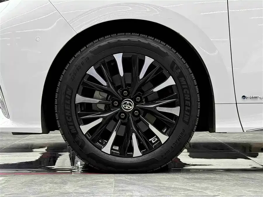 Toyota Alphard Alphard 2024 Hybrid 2.5L Premium Edition 2024 — миниатюра 2