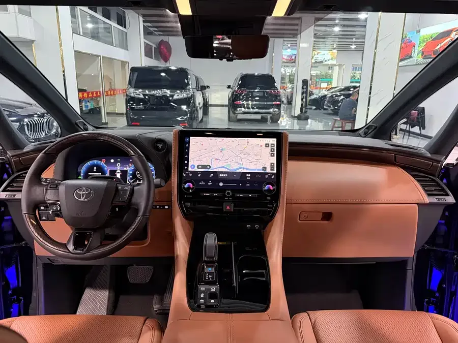 Toyota Alphard Alphard 2024 Hybrid 2.5L Premium Edition 2024 — миниатюра 3