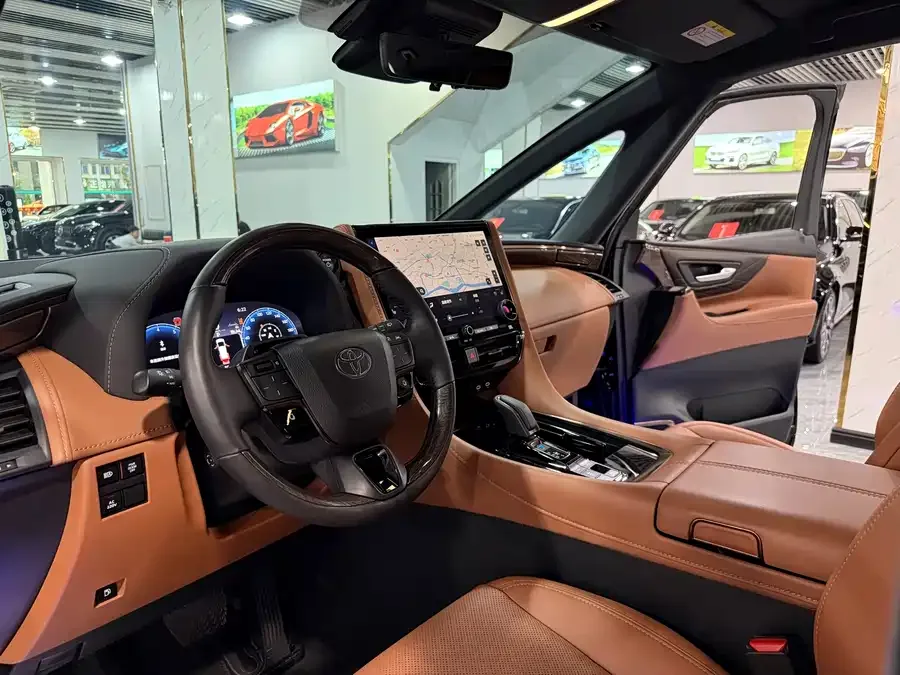 Toyota Alphard Alphard 2024 Hybrid 2.5L Premium Edition 2024 — миниатюра 5