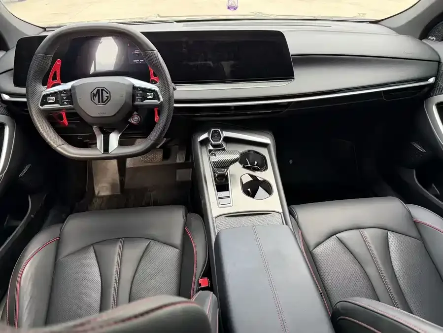 MG 7 MG7 2023 2.0T Automatic Beauty Hunter Premium Edition 2023 — миниатюра 3