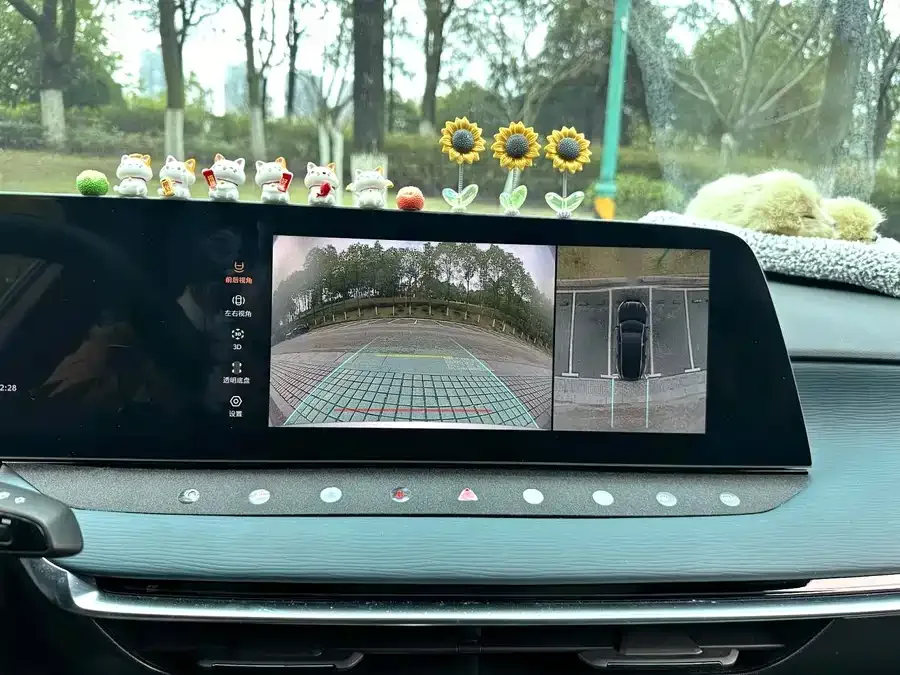 MG 7 MG7 2023 2.0T Automatic Trophy+ Exciting Edition 2023 — миниатюра 3