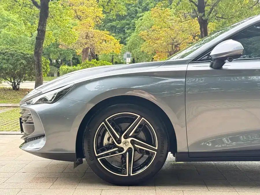 MG 7 MG7 2025 1.5T 300 DCT Luxury Edition 2025 — миниатюра 4