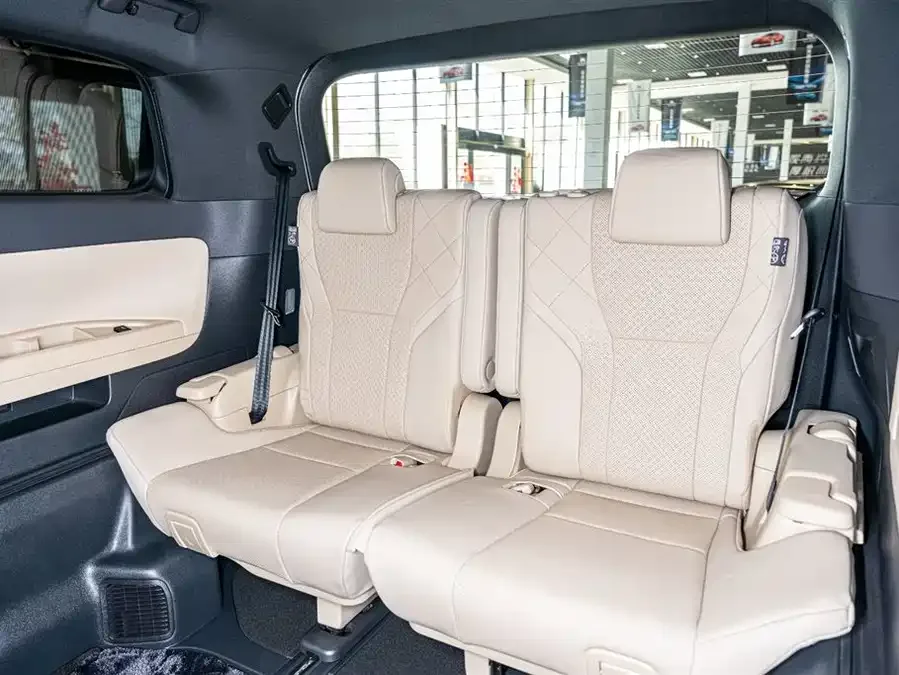 Toyota Alphard Alphard 2024 Hybrid 2.5L Premium Edition 2024 — миниатюра 4