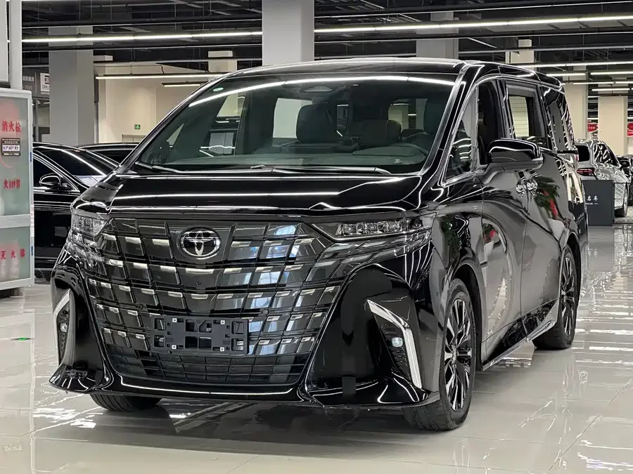 Toyota Alphard 2026