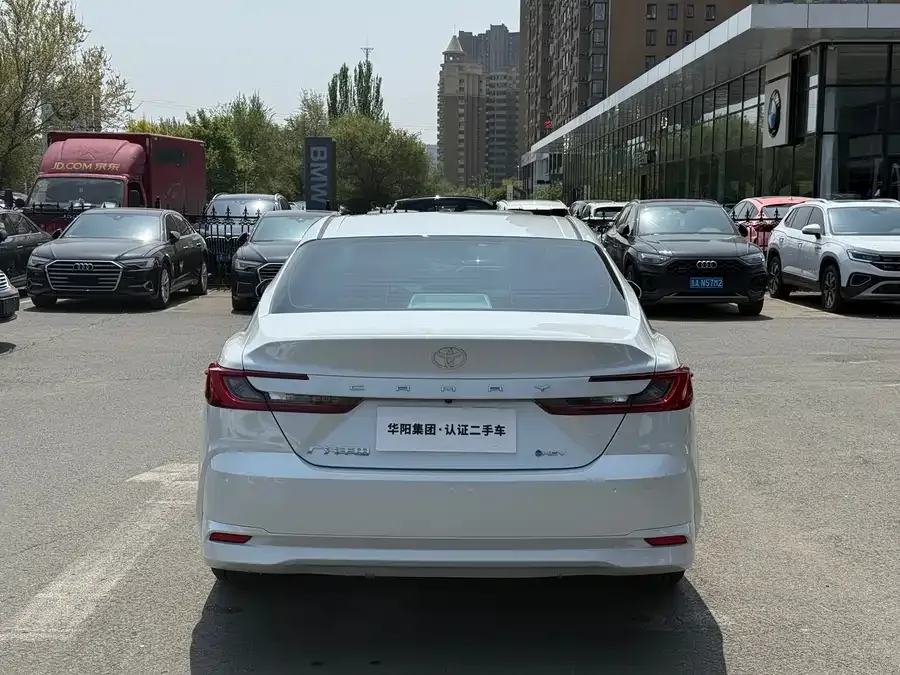 Toyota Camry Camry 2024 Hybrid 2.0HGVP Luxury Edition 2025 — миниатюра 5