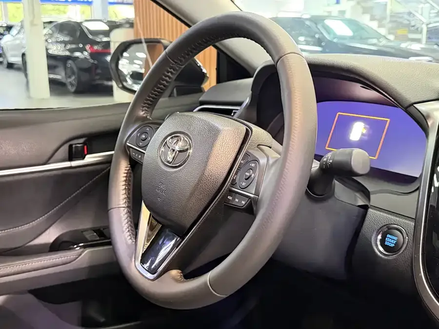 Toyota Camry Camry 2023 2.5S Advanced Edition 2024 — миниатюра 4