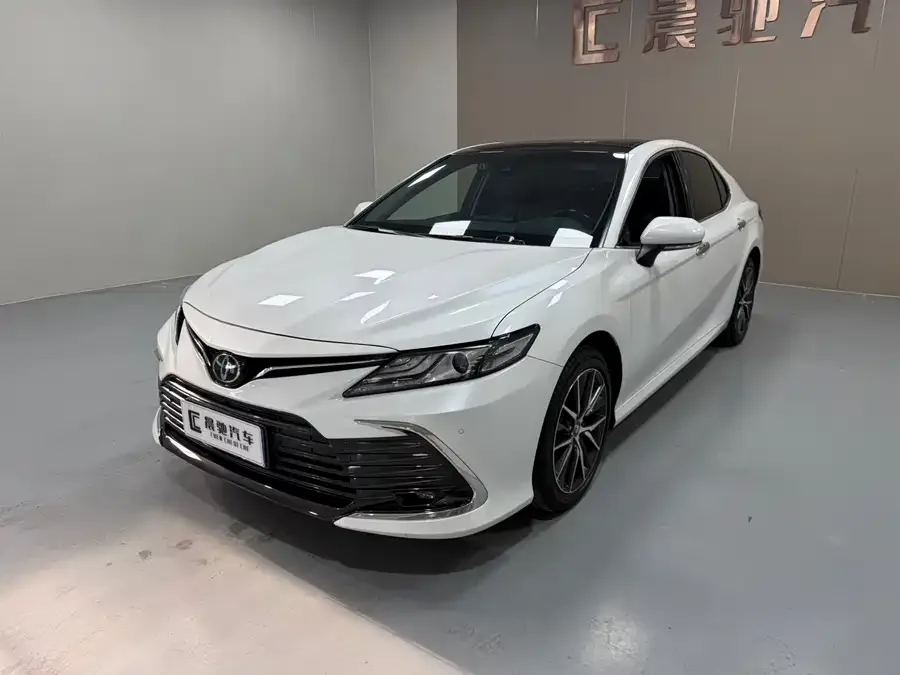 Toyota Camry 2023