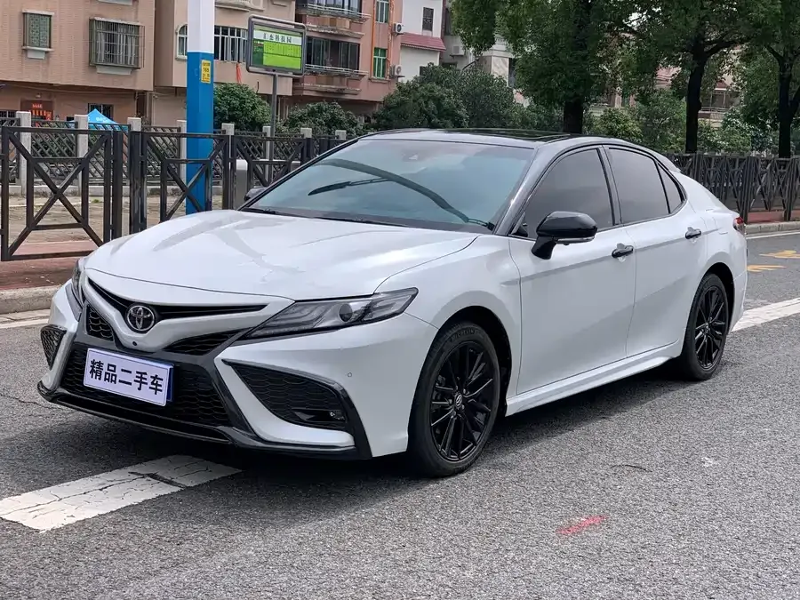 Toyota Camry Camry 2023 2.0S Cavalier Edition 2024 — фото 1, купить с доставкой в Москву