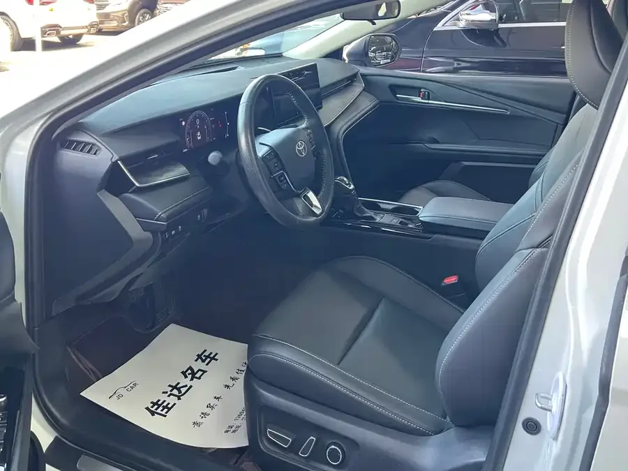 Toyota Camry Camry 2024 2.0GVP Deluxe Edition 2024 — миниатюра 4