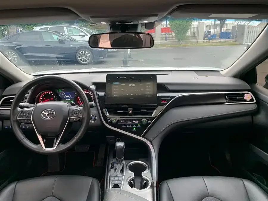 Toyota Camry Camry 2021 2.0S Advanced Edition 2022 — миниатюра 3