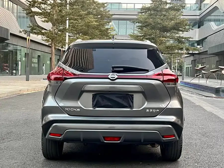 Nissan Kicks Kicks 2022 1.5L CVT XV Luxury Edition 2022 — миниатюра 4