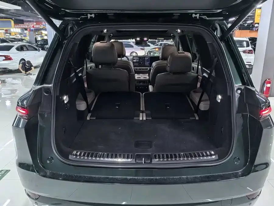 Li Xiang L9 Ideal L9 2025 Ultra Smart New Edition 2025 — миниатюра 5