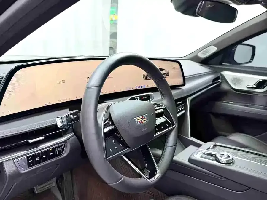 Cadillac CT6 2023 28T Luxury Edition 2023 — миниатюра 5