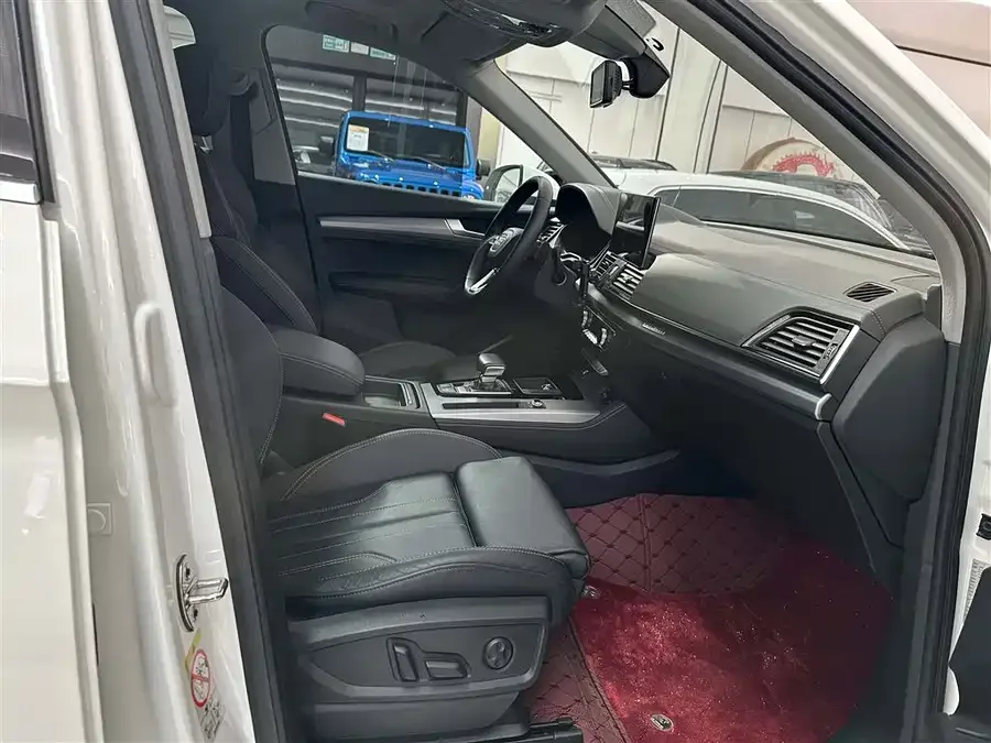 Audi Q5L 2022 40T luxury and dynamic model 2022 — миниатюра 5