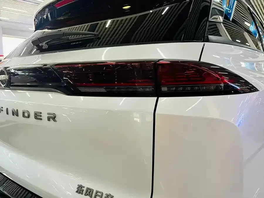 Nissan Pathfinder Tanlu 2024 380VC-TURBO 4WD Zhizun Edition 6 Seaters 2024 — миниатюра 4