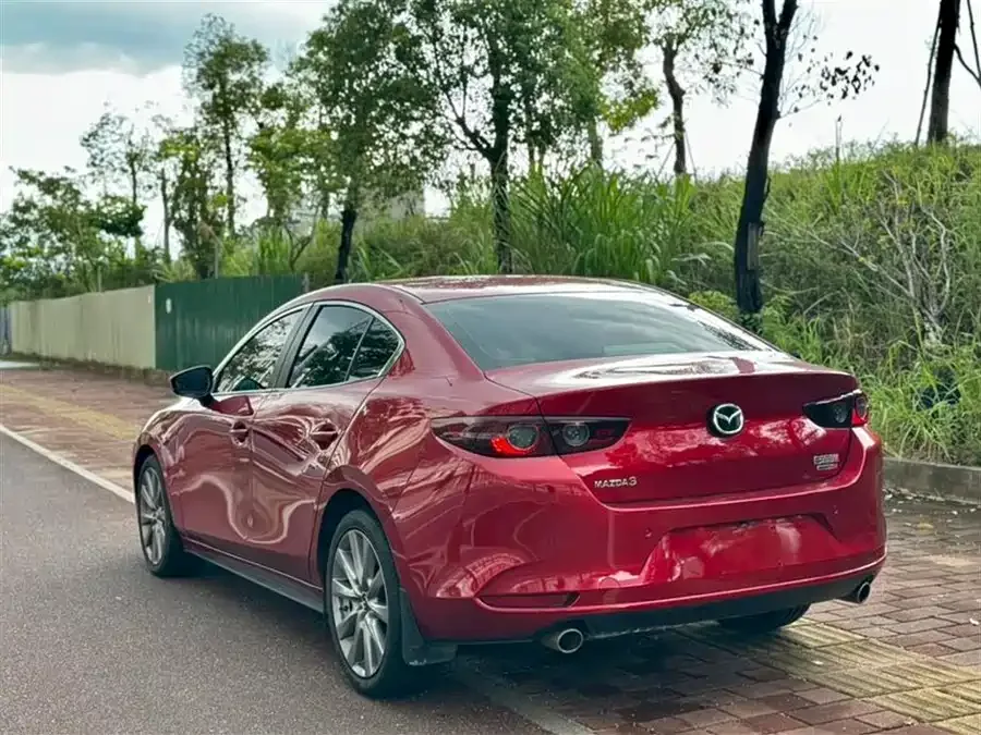 Mazda Axela Mazda 3 Angkesaila 2023 2.0L Automatic Elegant Edition 2024 — миниатюра 3