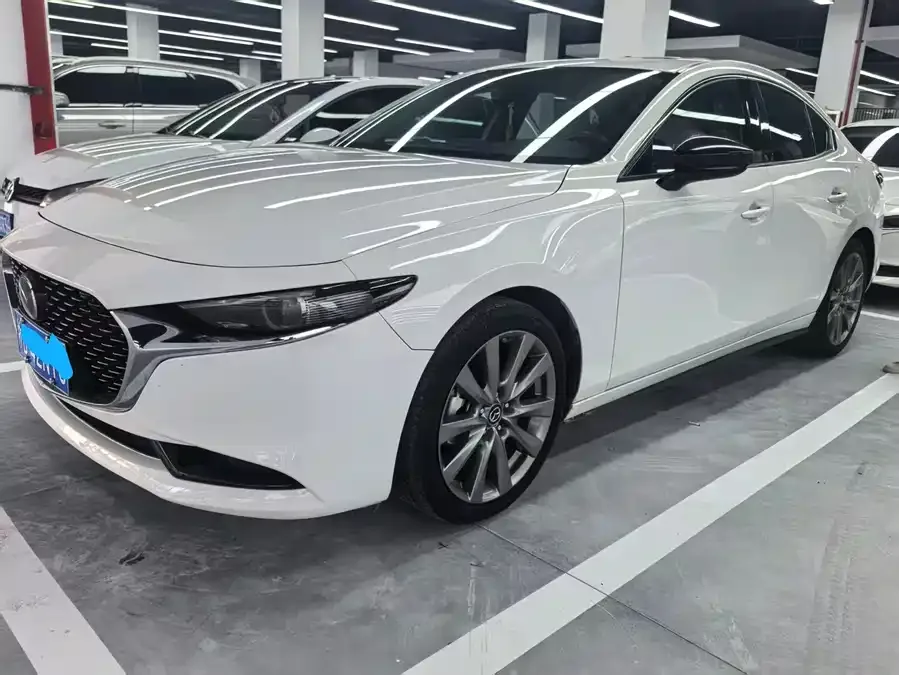 Mazda Axela 2023