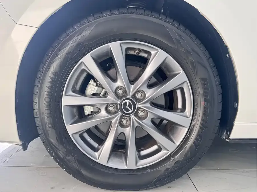 Mazda Axela Mazda3 Angkesela 2022 1.5L automatic quality version 2023 — миниатюра 5