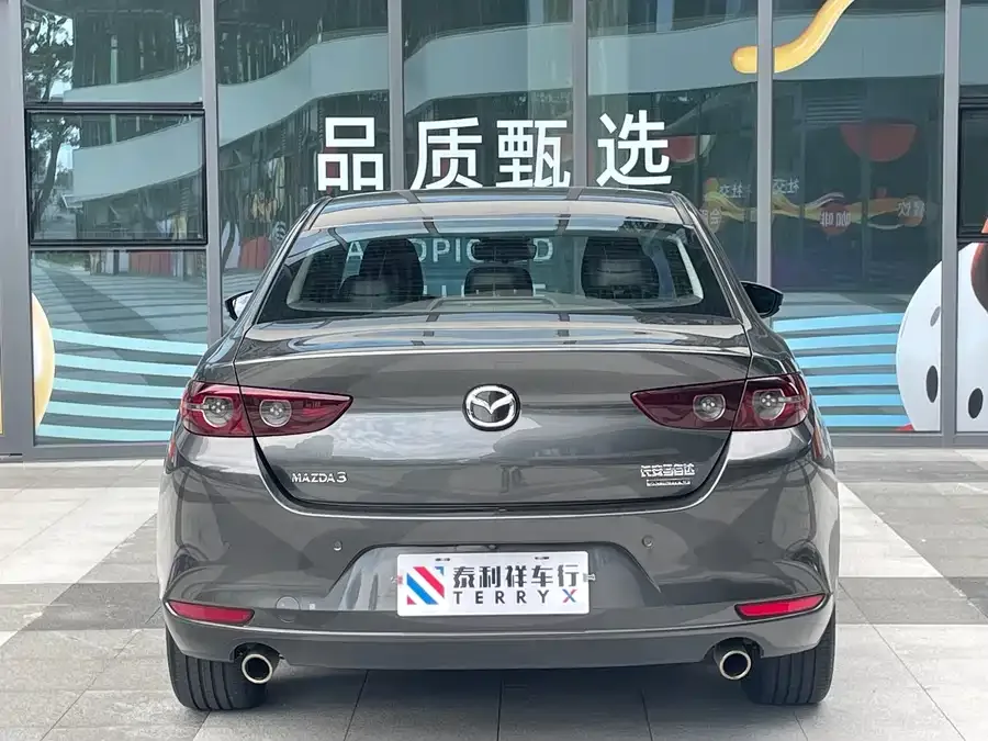 Mazda Axela Mazda3 Angkesela 2022 2.0L automatic quality version 2022 — миниатюра 2