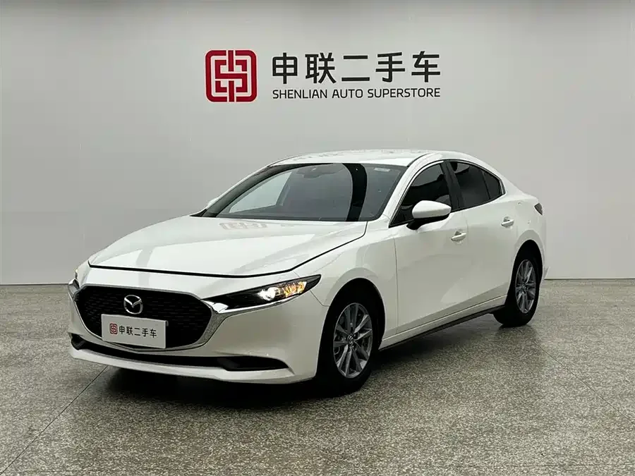 Mazda Axela 2024