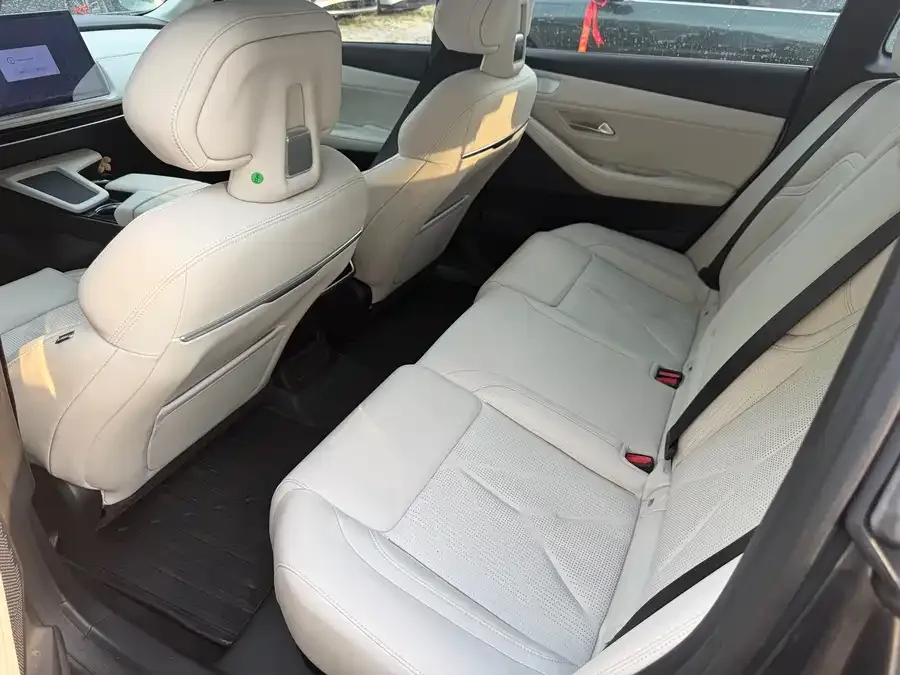 Deepal dark blue SL03 Dark Blue SL03 2022 1.5L 1200 Extended Range Edition 2023 — миниатюра 3