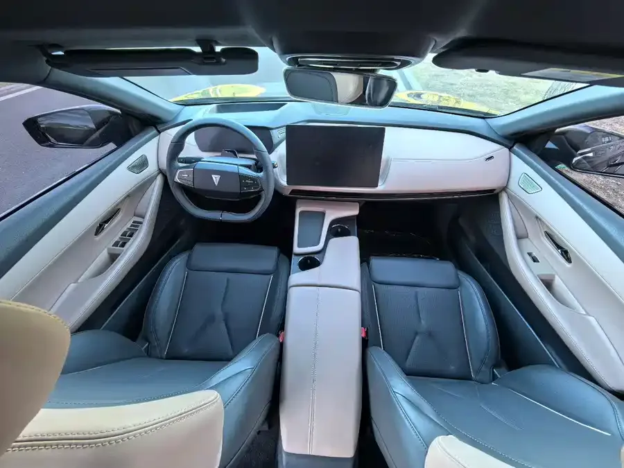 Deepal dark blue SL03 Dark Blue SL03 2022 1.5L 1200 Extended Range Edition 2023 — миниатюра 2
