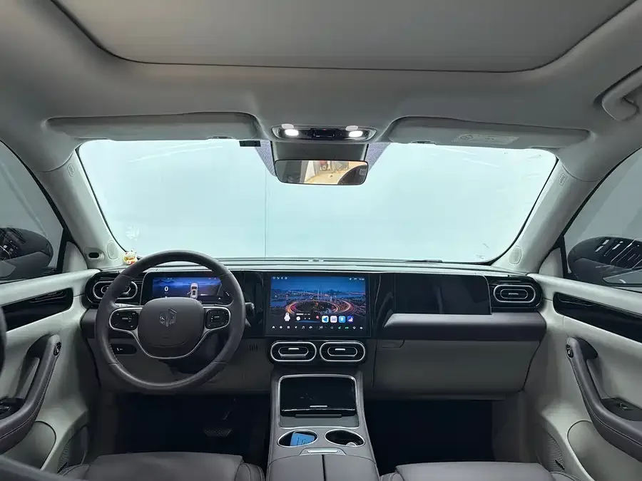 Leapmotor C11 Leapmotor C11 2023 Extended Range 200 Comfort Edition 2024 — миниатюра 2