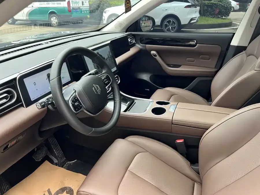 Leapmotor C11 Leapmotor C11 2023 Extended Range 200 Comfort Edition 2023 — миниатюра 4