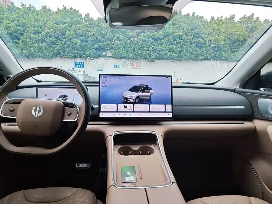 Leapmotor C11 Leapmotor C11 2026 Pure Electric 640 LiDAR Premium Edition 2025 — миниатюра 4
