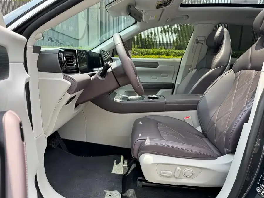 Leapmotor C11 Leapmotor C11 2024 Pure Electric 580 Premium Edition 2024 — миниатюра 4