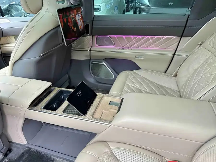 NIO ET9 NIO ET9 2025 102kWh Signature Edition 2025 — миниатюра 5