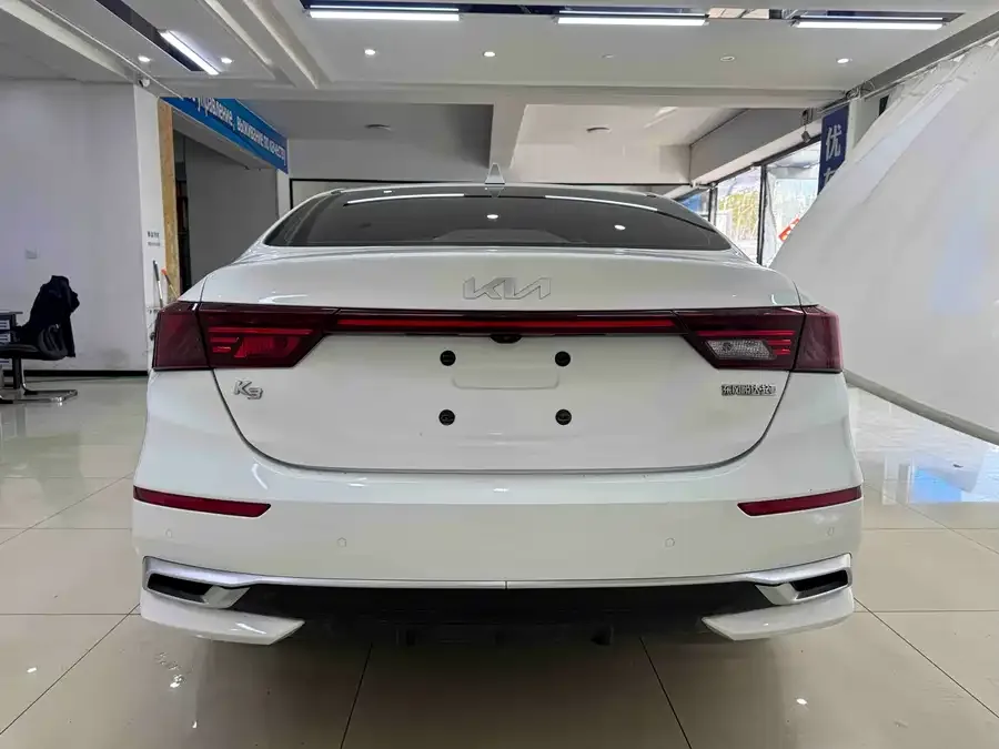 Kia K3 2021 1.5L CVT Fashion Edition 2022 — миниатюра 2