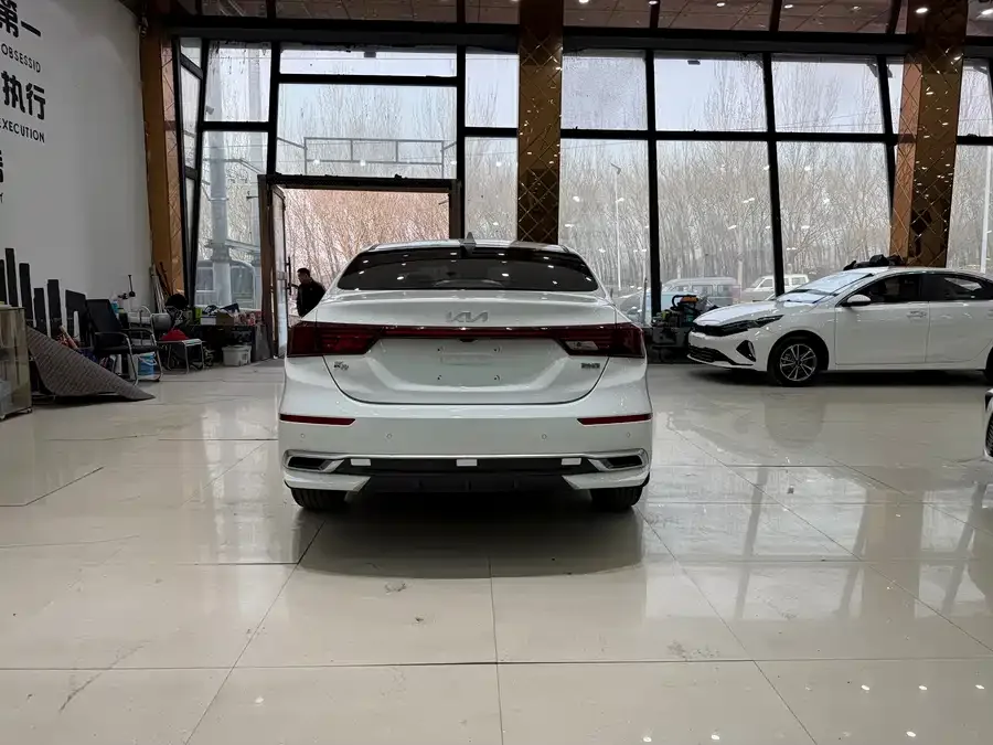 Kia K3 2021 facelift 1.5L CVT fashion version 2023 — миниатюра 2
