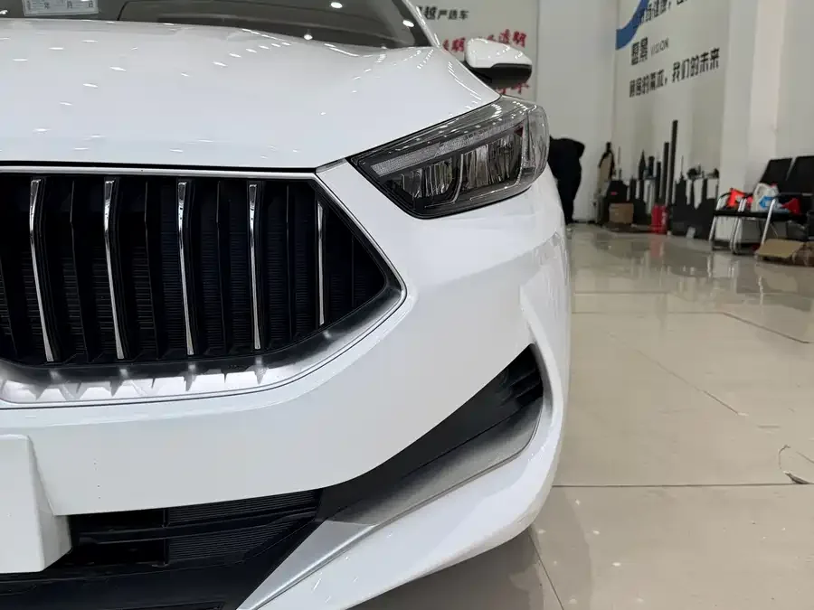 Kia K3 2021 facelift 1.5L CVT fashion version 2023 — миниатюра 3