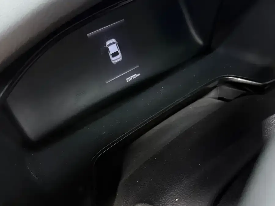 Kia K3 2023 1.5L CVT Luxury Edition 2023 — миниатюра 4