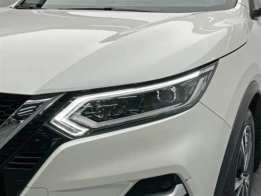 Nissan Qashqai Qashqai 2022 2.0L CVT XV Prem Luxury Edition 2023 — миниатюра 3
