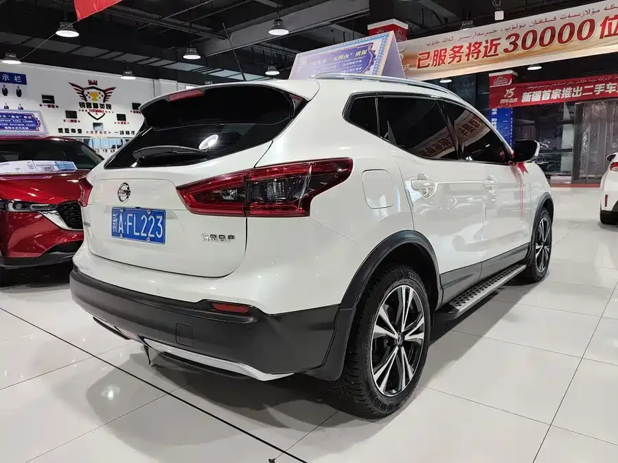 Nissan Qashqai Qashqai 2022 2.0L CVT XV Prem Luxury Edition 2022 — миниатюра 3