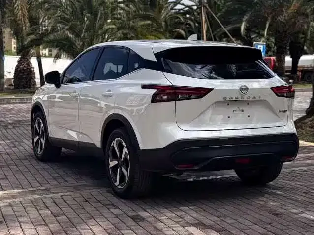 Nissan Qashqai Qashqai 2023 1.3T CVT Luxury Edition 2024 — миниатюра 3