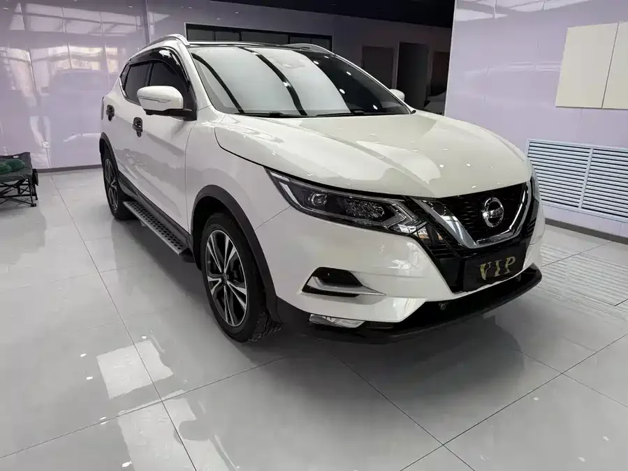 Nissan Qashqai Qashqai 2022 2.0L CVT XV Prem Luxury Edition 2022 — миниатюра 2