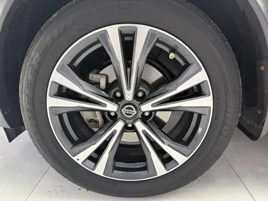 Nissan Qashqai Qashqai 2022 2.0L CVT XV Prem Luxury Edition 2022 — миниатюра 3