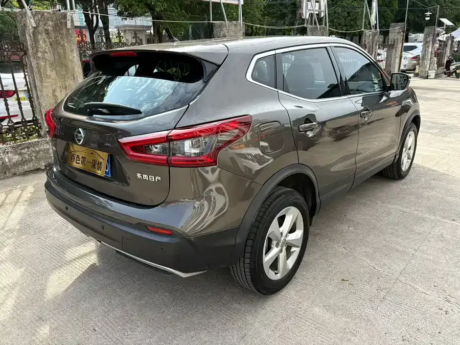 Nissan Qashqai Qashqai 2021 2.0L CVT Luxury Edition 2022 — миниатюра 3