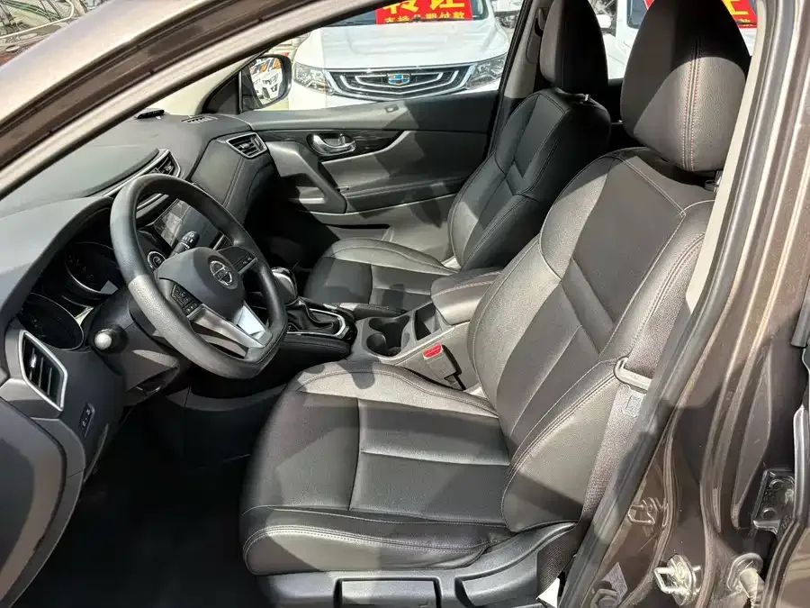 Nissan Qashqai Qashqai 2021 2.0L CVT Luxury Edition 2022 — миниатюра 4