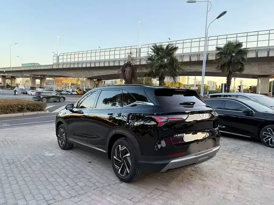 Wuling Starlight S Wuling Xingguang S 2025 510km Flagship Model 2025 — миниатюра 3