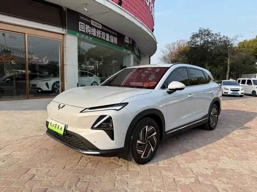 Wuling Starlight S 2025