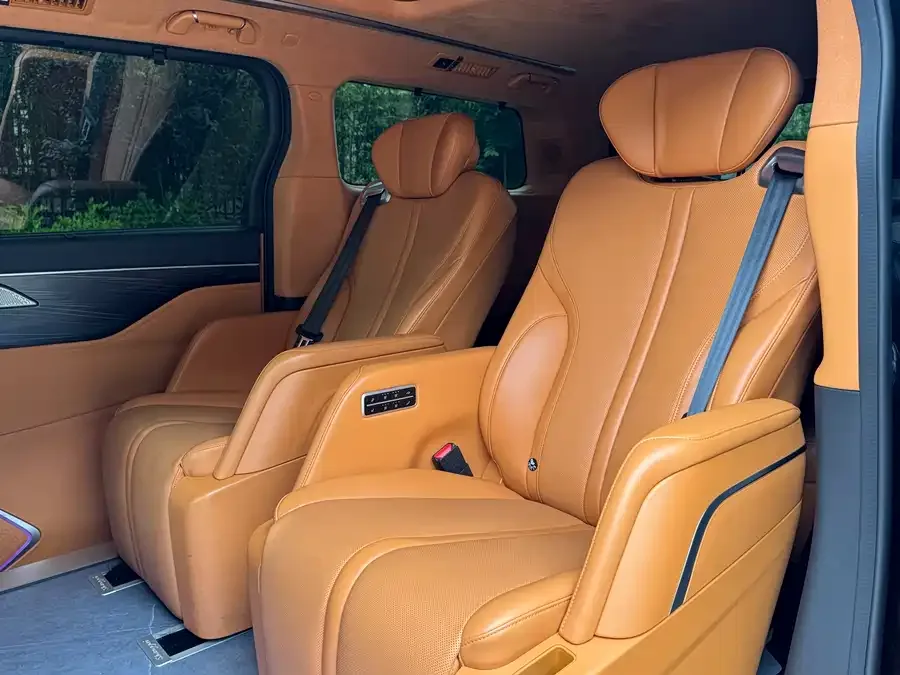 WEY mountains Weipai Alpine 2023 4WD Executive Extended Edition 2024 — миниатюра 3