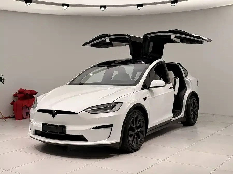 Tesla Model X 2023