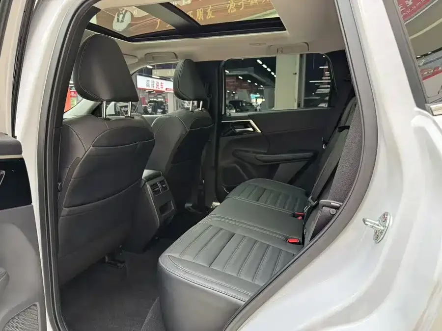 Mitsubishi Outlander Outlander 2023 1.5T CVT two-wheel drive exclusive version with 5 seats 2023 — миниатюра 2