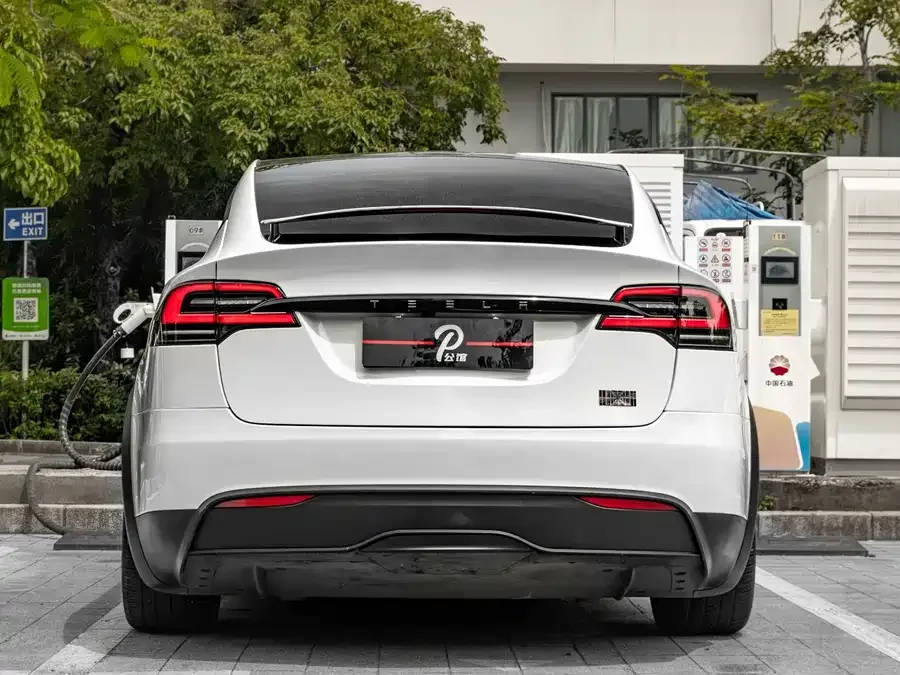 Tesla Model X Model X 2023 Tri-Motor All-Wheel Drive Plaid Edition 2023 — миниатюра 2