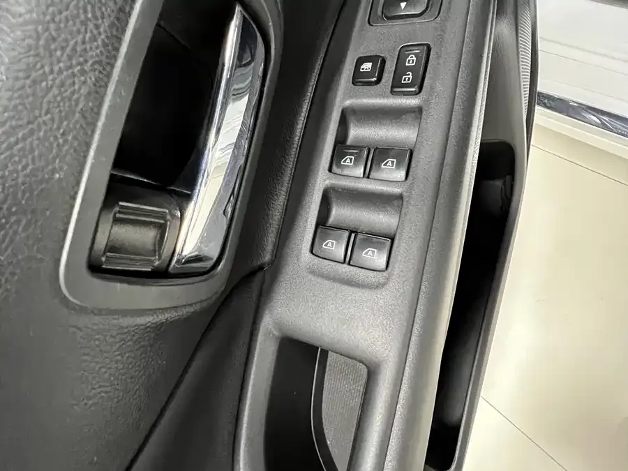 Mitsubishi Outlander Outlander 2021 2.0L 2WD 5-seater 2022 — миниатюра 4